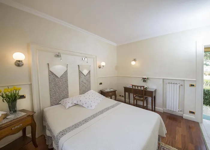 La Rescossa Hotell Mira